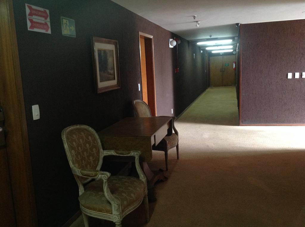 Carlton Hotel ブラジリア エクステリア 写真